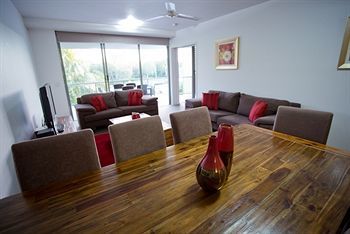 Hotel Beaches On Lammermoor Apartments