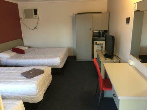 Hotel Parkway Motel