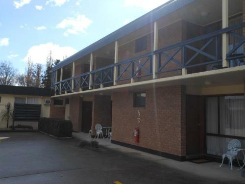 Hotel Parkway Motel