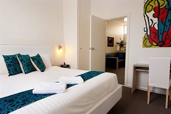 Hotel Seawall Apartments