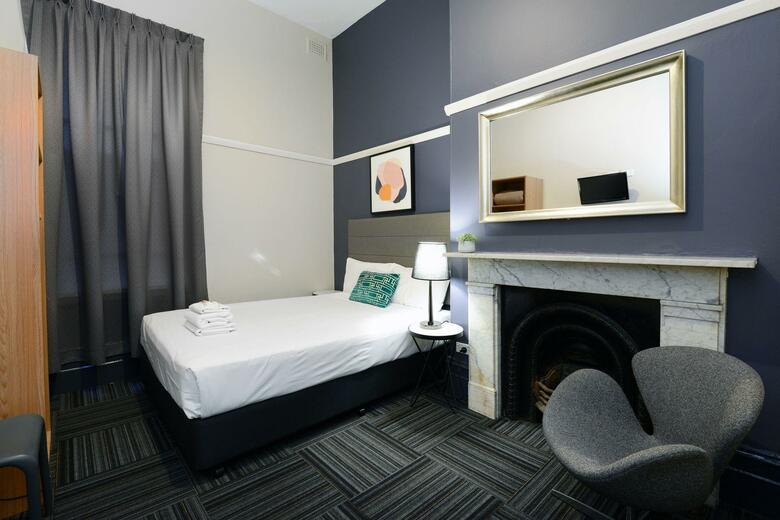 Hotel Macleay Lodge