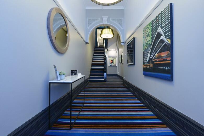 Hotel Macleay Lodge