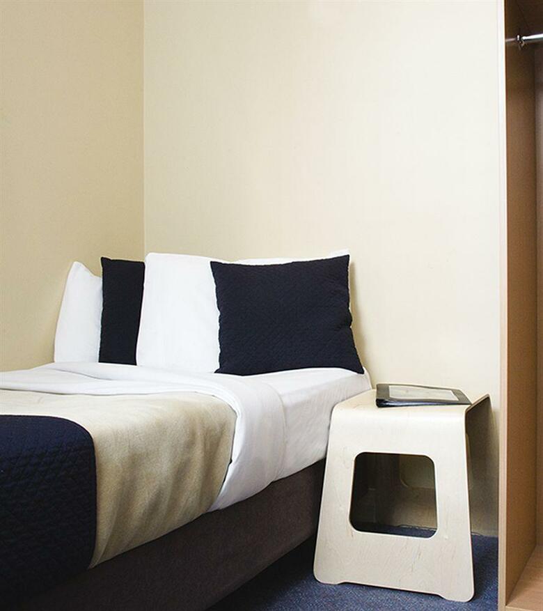 Hotel Macleay Lodge
