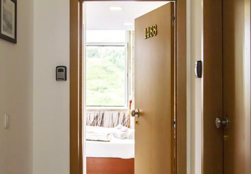 Hostal Royal Suites Riverview By Homing