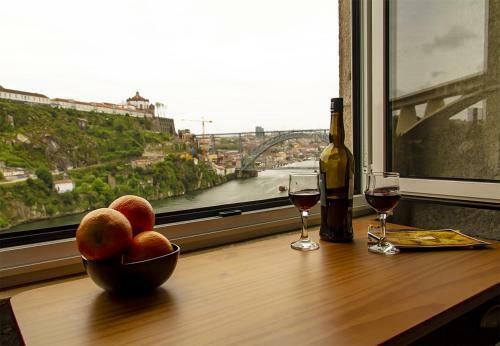 Hostal Royal Suites Riverview By Homing