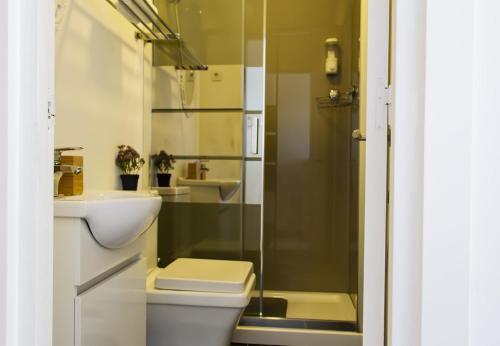 Hostal Royal Suites Riverview By Homing