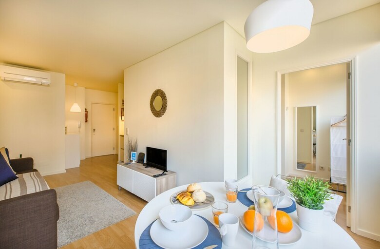 Apartamento Charming Flat @ Trindade I