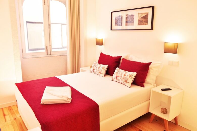 Hotel Mystay Porto Batalha