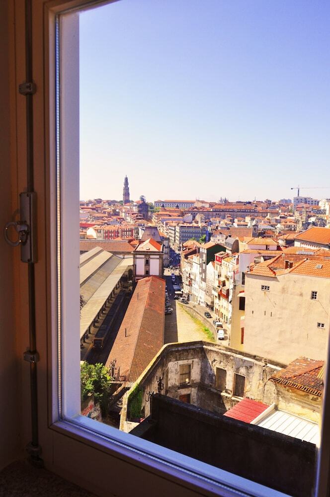 Hotel Mystay Porto Batalha