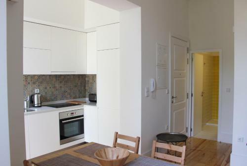 Apartamento Cl Fernandes Tom�s I