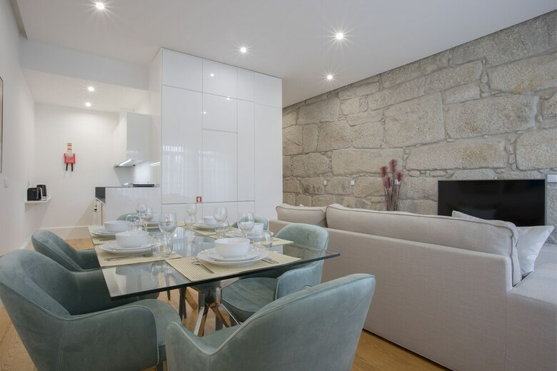 Liiiving In Porto | Downtown Luxury Apartments