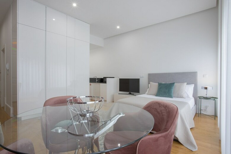 Liiiving In Porto | Downtown Luxury Apartments