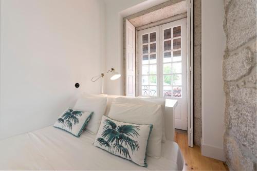 Lovelystay - Dirk Apartment Almada 3� T