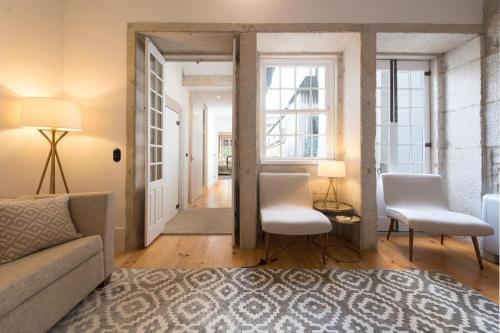 Lovelystay - Dirk Apartment Almada 3� T