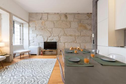 Lovelystay - Dirk Apartment Almada 3� T