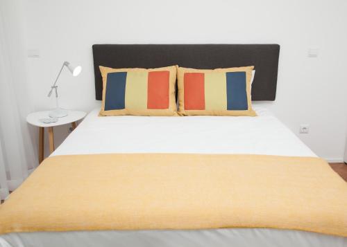 White Almada Oporto Apartments