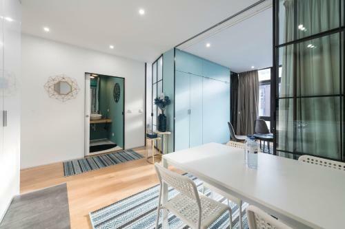 Lovelystay - Wohaza Apartment