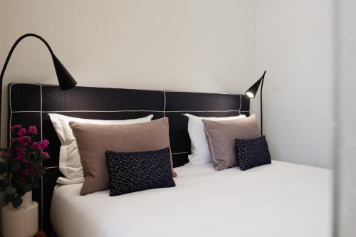 Hostal La Maison Aires Apartments
