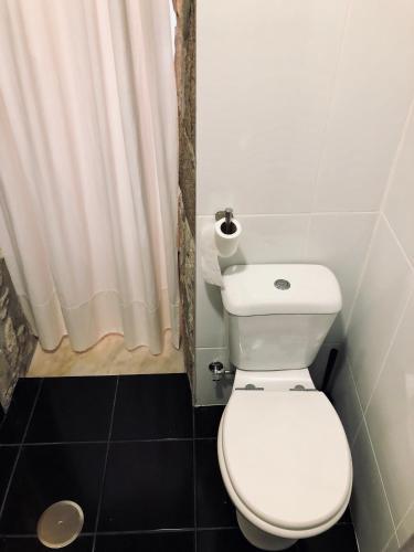 Hostal Stone Wall Bolh�o Central