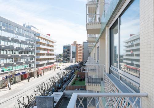 Bo - Julio Dinis * Apartments
