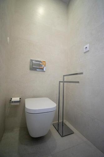 Apartamento Cl Alfredo Magalhaes I
