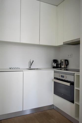 Apartamento Cl Alfredo Magalhaes I