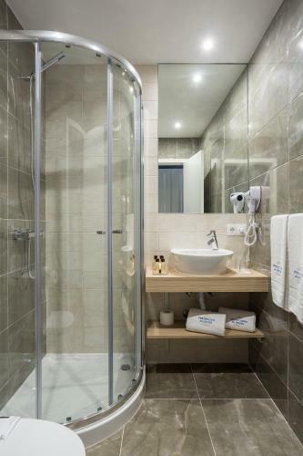 Hostal Predicados Do Douro Palace