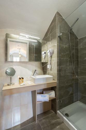 Hostal Predicados Do Douro Palace