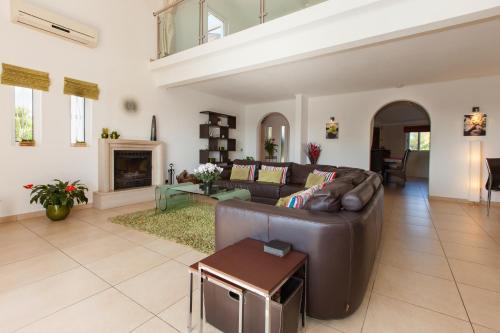 Villa Os Pinheiros