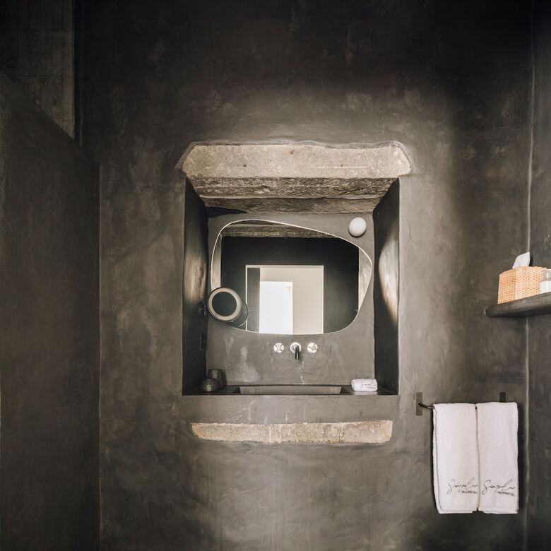 Hotel White Exclusive Suites & Villas