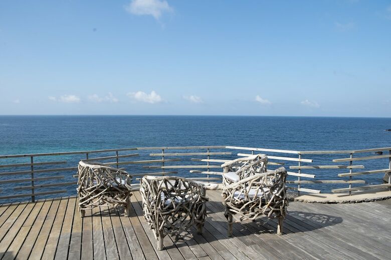 Hotel White Exclusive Suites & Villas