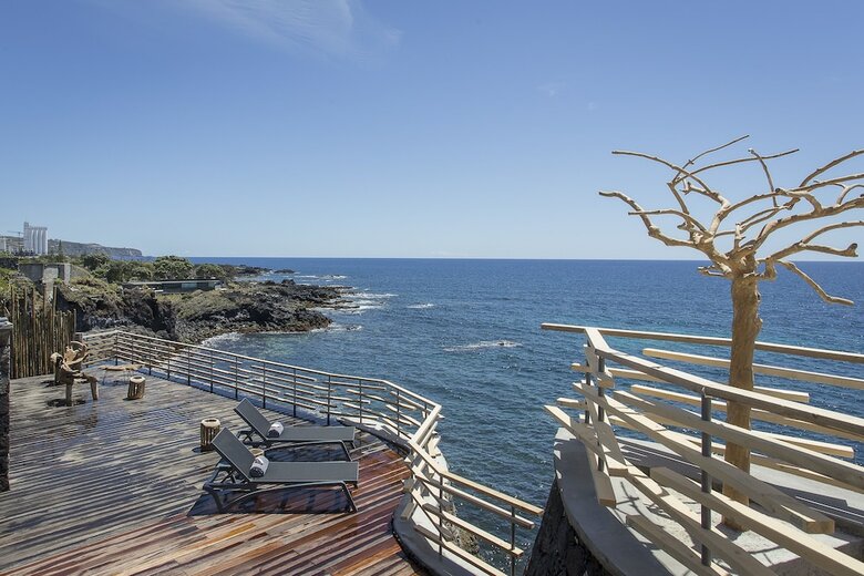 Hotel White Exclusive Suites & Villas