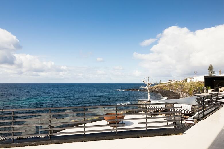 Hotel White Exclusive Suites & Villas