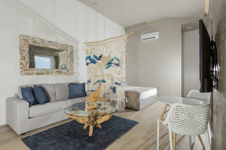 Hotel White Exclusive Suites & Villas