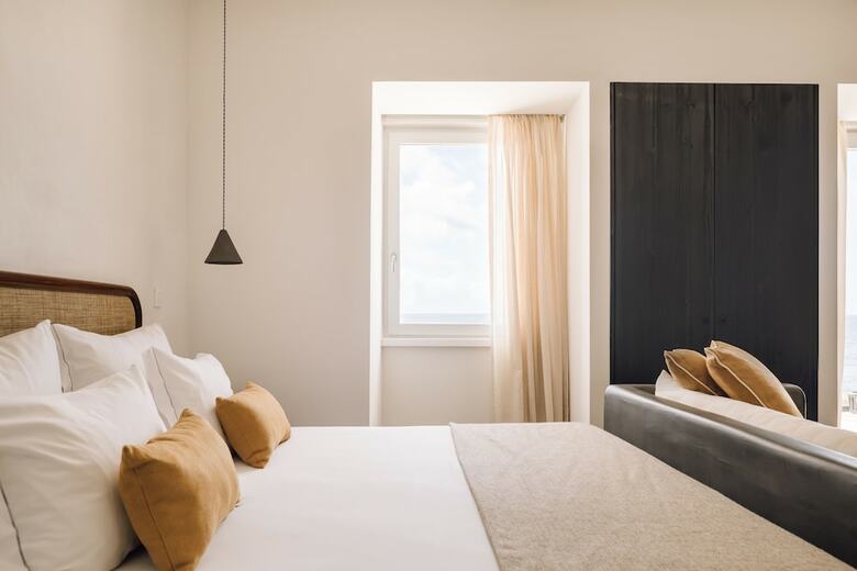 Hotel White Exclusive Suites & Villas