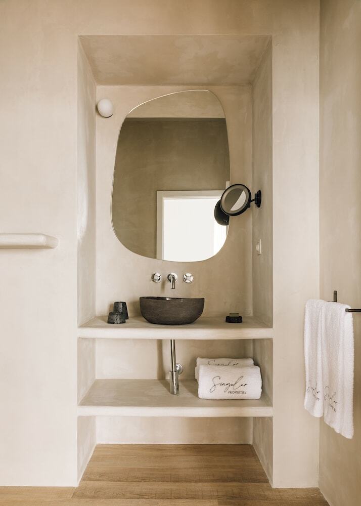 Hotel White Exclusive Suites & Villas