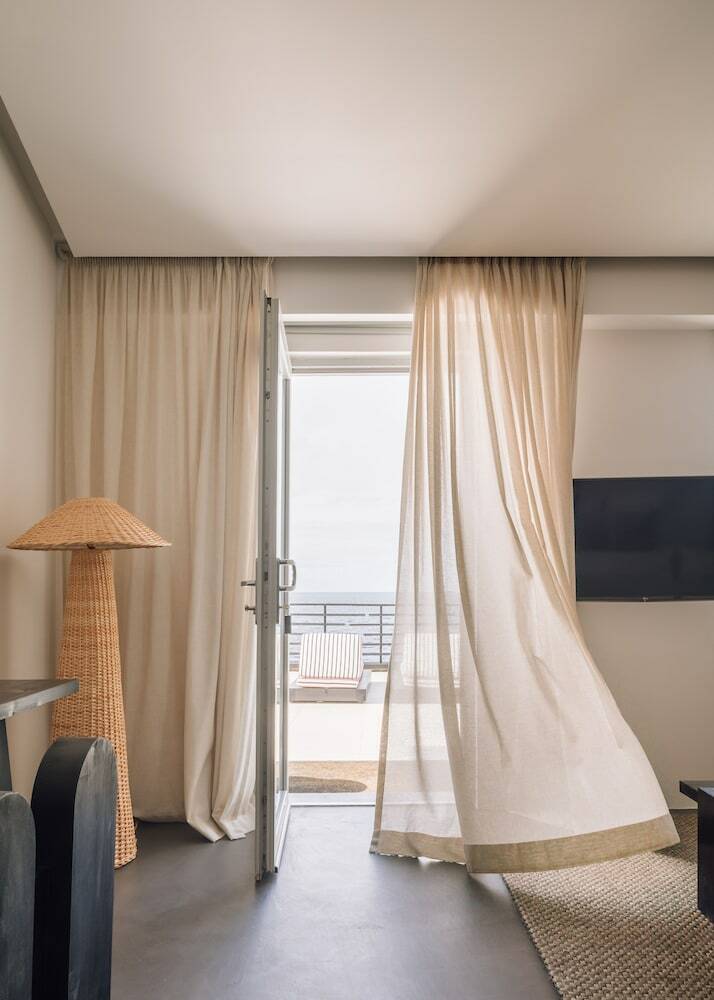Hotel White Exclusive Suites & Villas