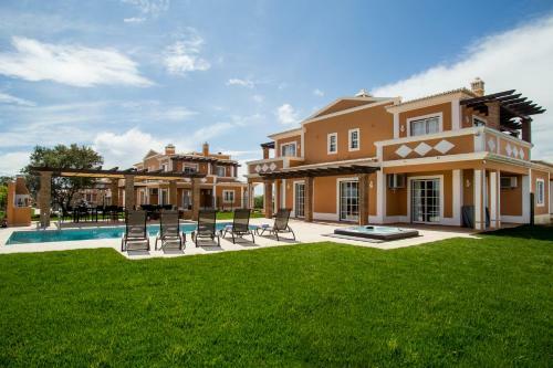 Hotel Colina Villas With Private Pool