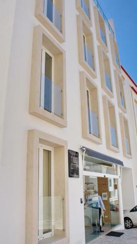 Topcity Hostel & Suites