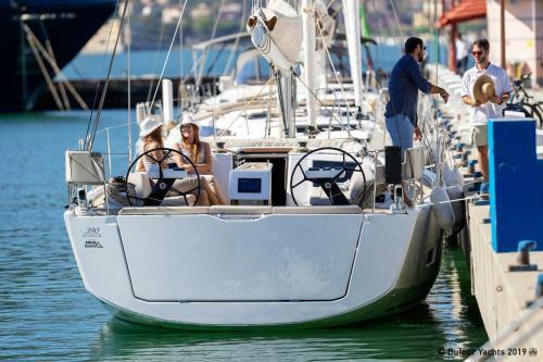 A Yacht In The City