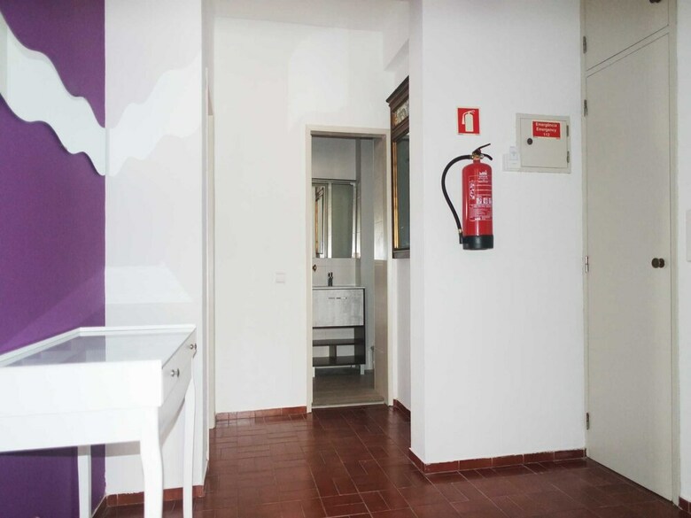 B21 - Seashell Apartm In Downtown Lagos
