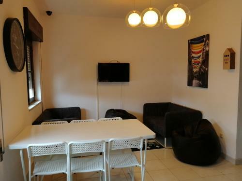 Hostal Good Vibes - Lagos Guesthouse