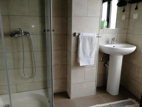 Hostal Good Vibes - Lagos Guesthouse