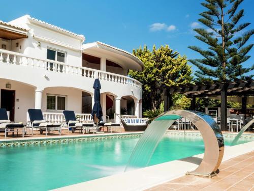 Casa Monte Cristo Apartments - Plum