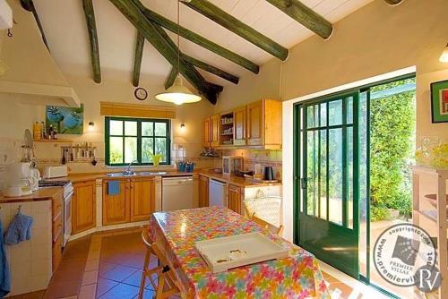 Lagos Villa Sleeps 10 Pool Air Con Wifi