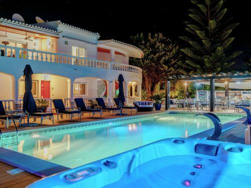 Casa Monte Cristo Apartments - Orange