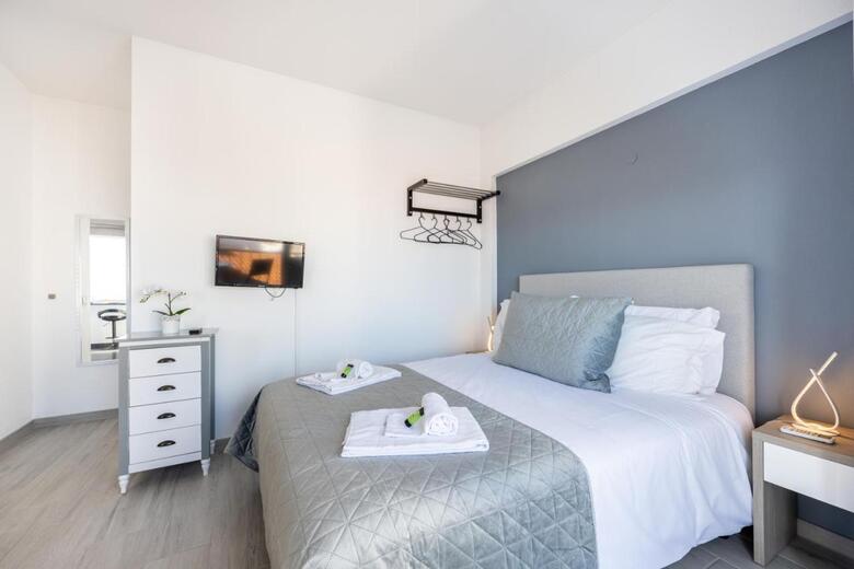 Stay On Top Apartments