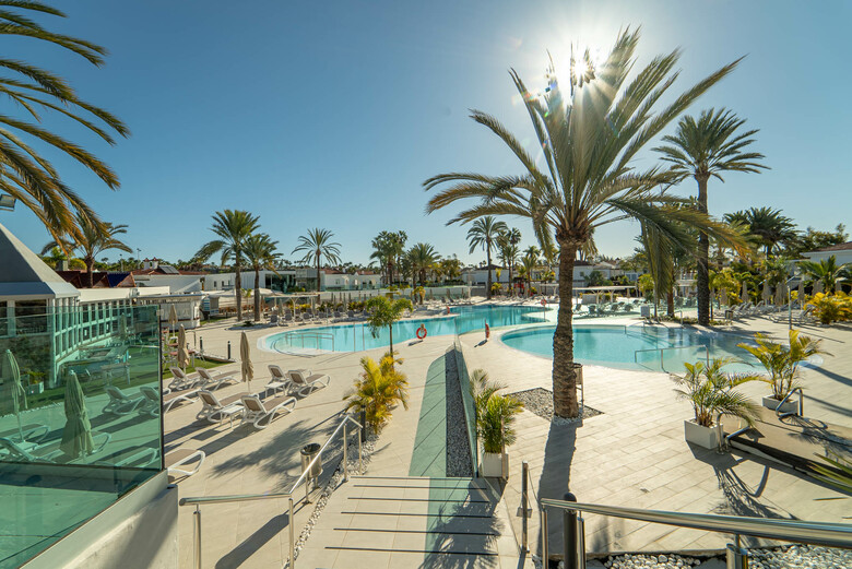 Apartamentos Livvo Dunagolf Suites
