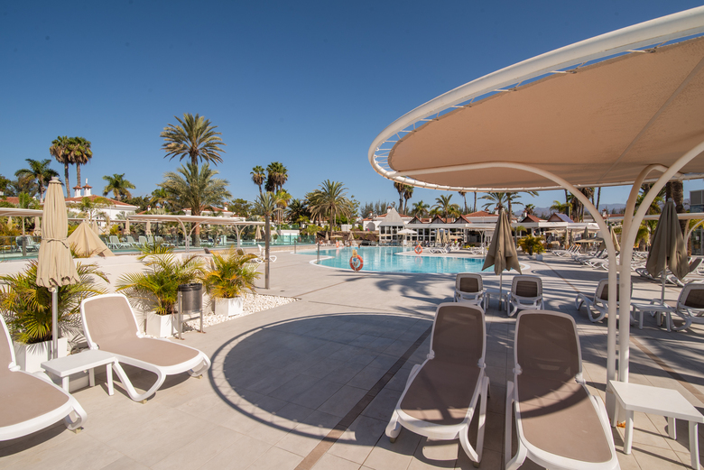 Apartamentos Livvo Dunagolf Suites