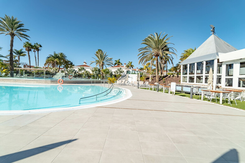 Apartamentos Livvo Dunagolf Suites